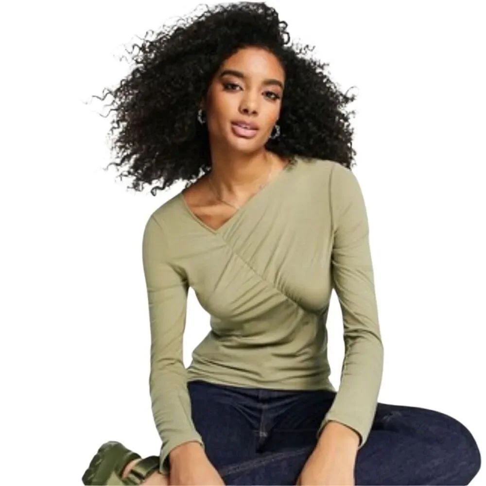 & Other stories asymmetric long sleeve top Medium